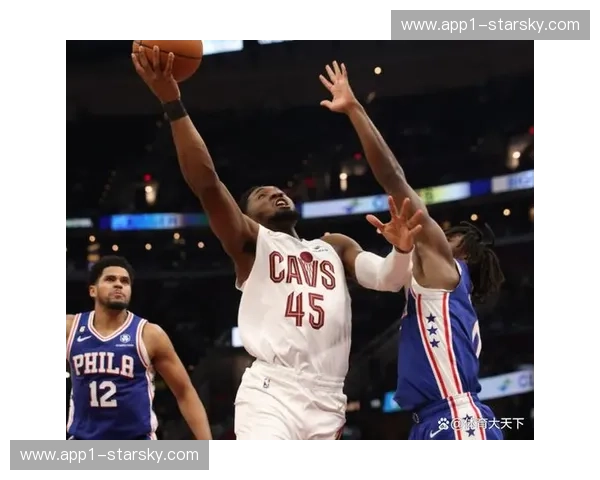 马克西伤愈复出带动七六人进攻节奏 费城跑轰体系得以重启